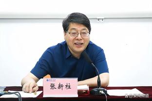 西多夫谈与莱奥拥抱致意：我非常相信莱奥的天赋 他踢得并不糟糕